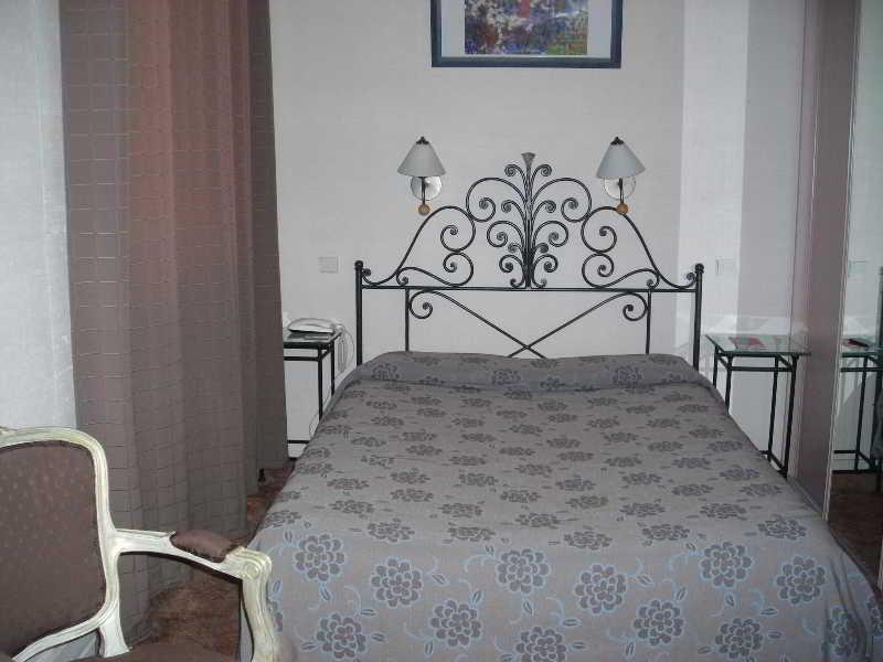 Au Patio Morand Hotel Lyon Bagian luar foto